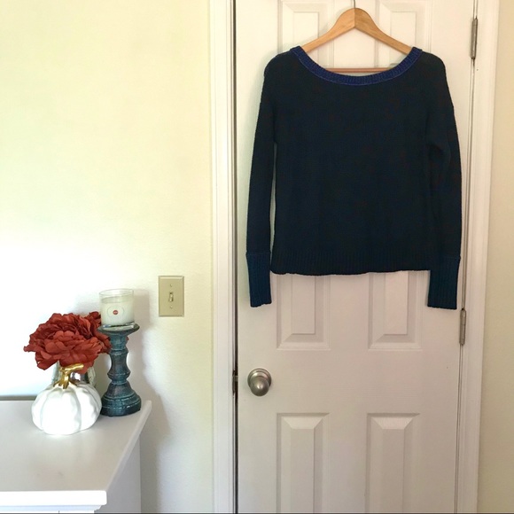 Cobalt blue cable knit sweater - Picture 2 of 5